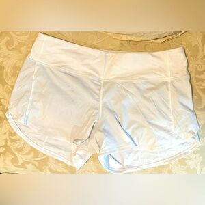 Lululemon Speed Up Mid-Rise 4” shorts